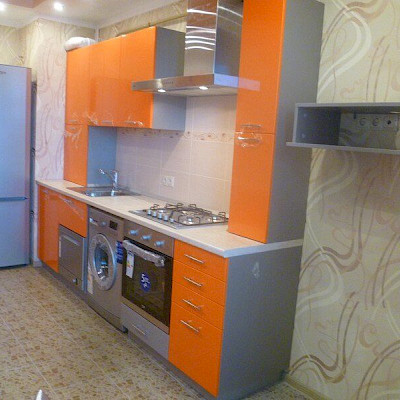 Кухня оранжевого цвета 01